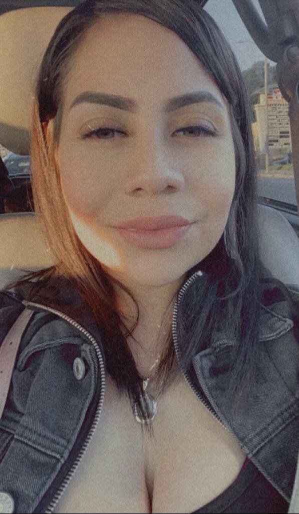 Thick busty slut - comment for more - kik giggleypiggy to expose your slut #PCrmEX75