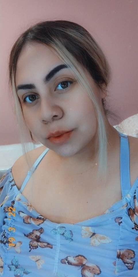 Thick busty slut - comment for more - kik giggleypiggy to expose your slut #z4h2Wu51