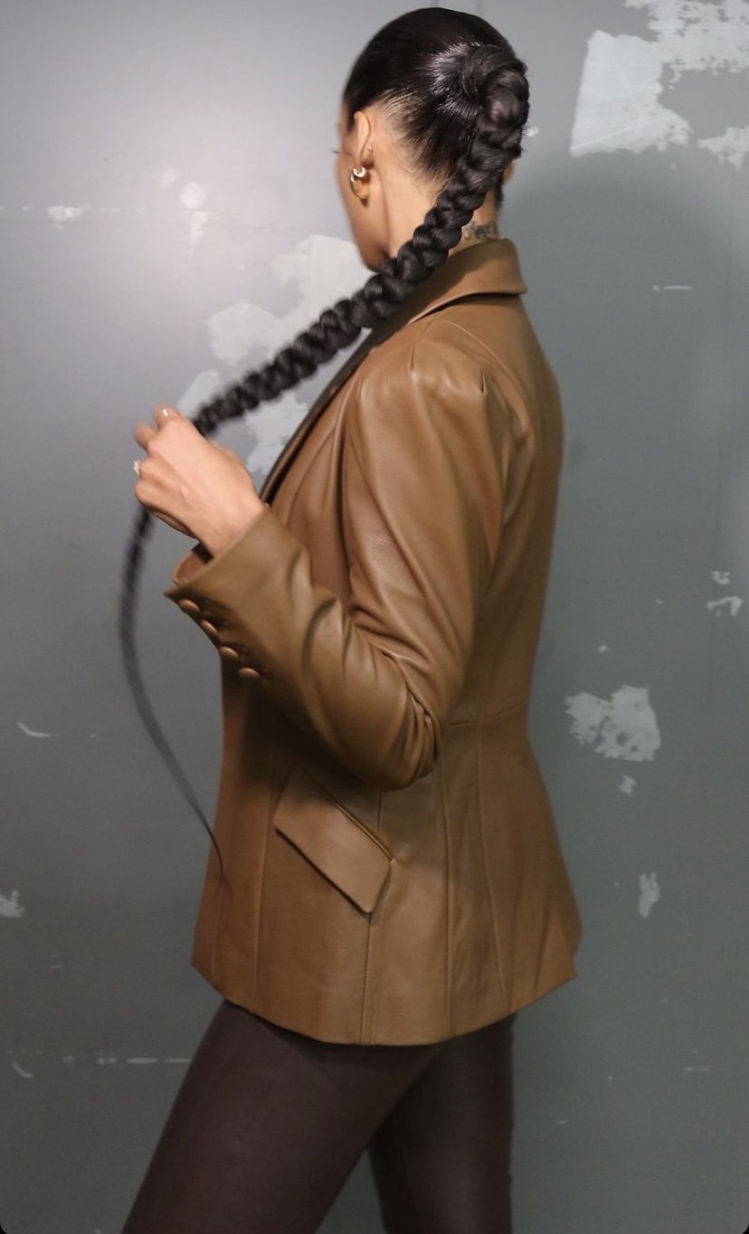 Misc Celebs - Boots and Leather #4WqYCvqg