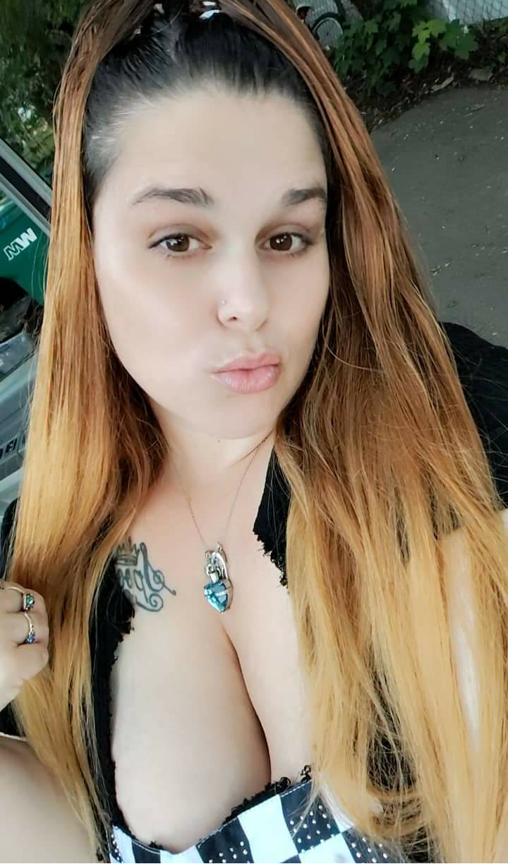 Random chicks 45 #Ot1IdpuU