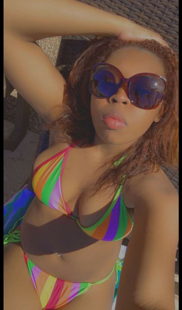 Random chicks 45 #QHV4DscS