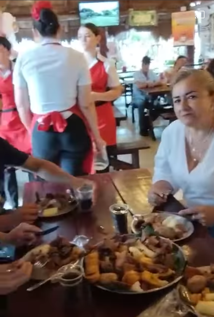 Random chicks 45 #YQGSOmY8