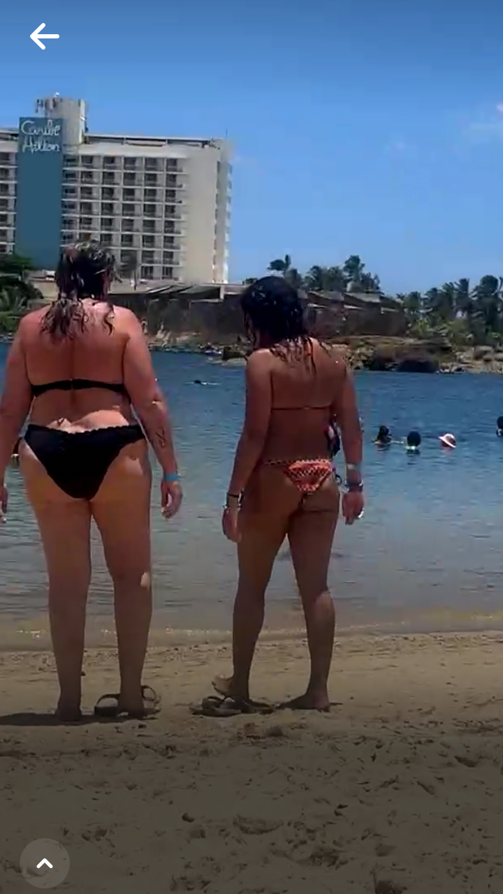 Random chicks 45 #qtT6DVLO