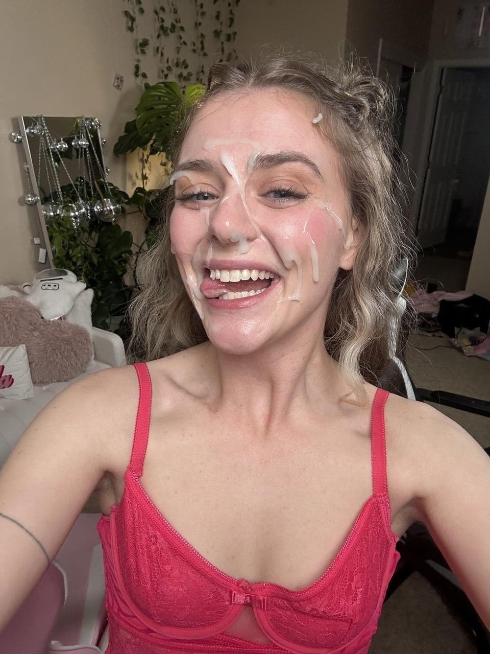 Makeup Cumshot Monday 🥛 Pt 39 MEGA JIZZ #0XB6YRLC