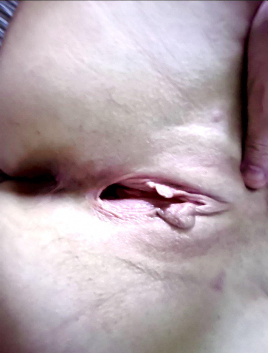 Thick And Slutty PAWG MILF #goVi3WV6