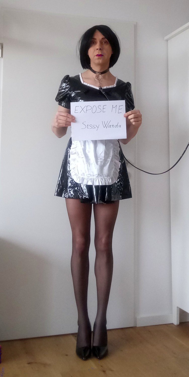 Exposed sissy maid Wanda W sucking on a dildo #fE8eOCS2