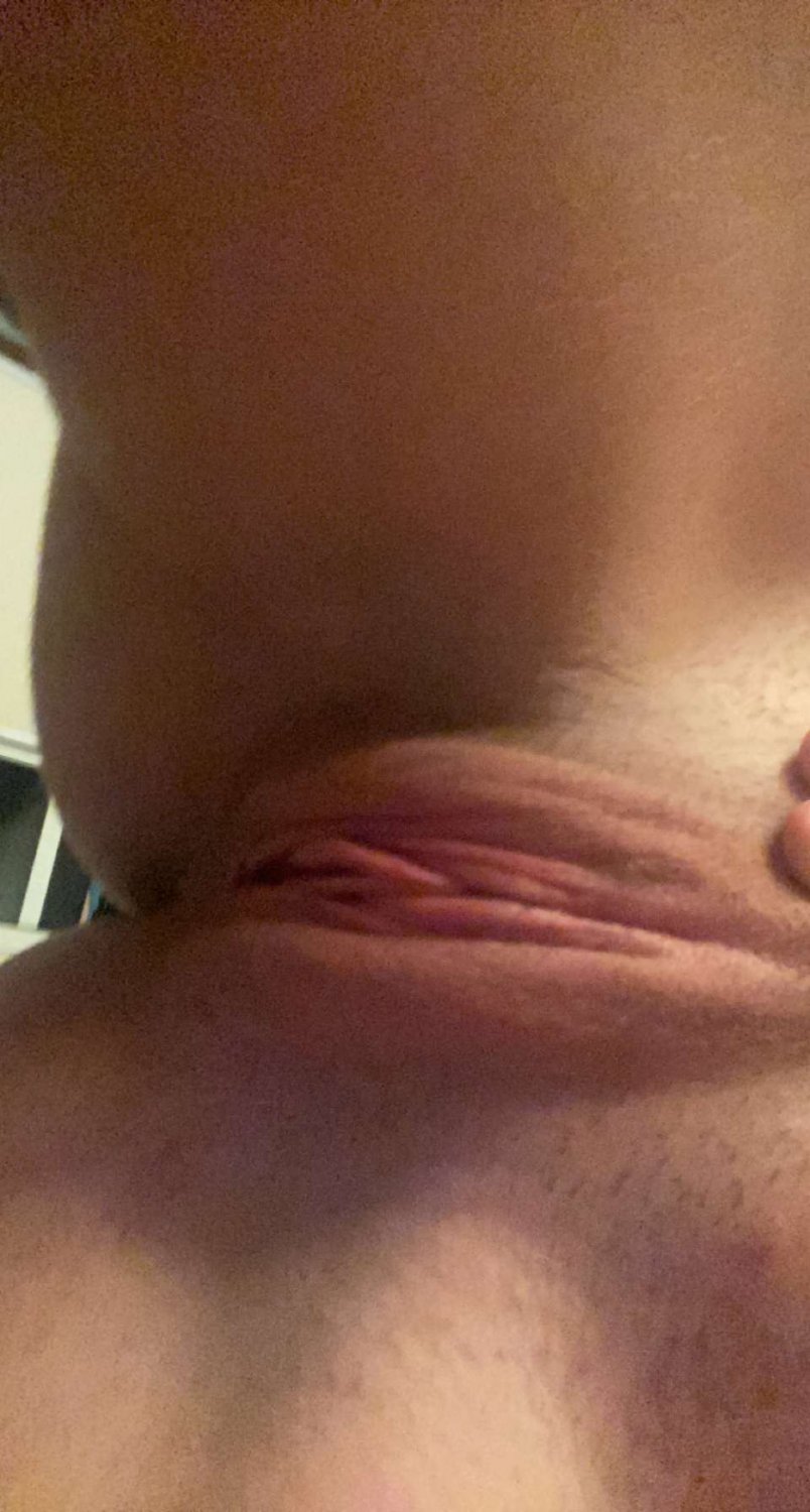 pretty slut gets exposed #I9FZstRg