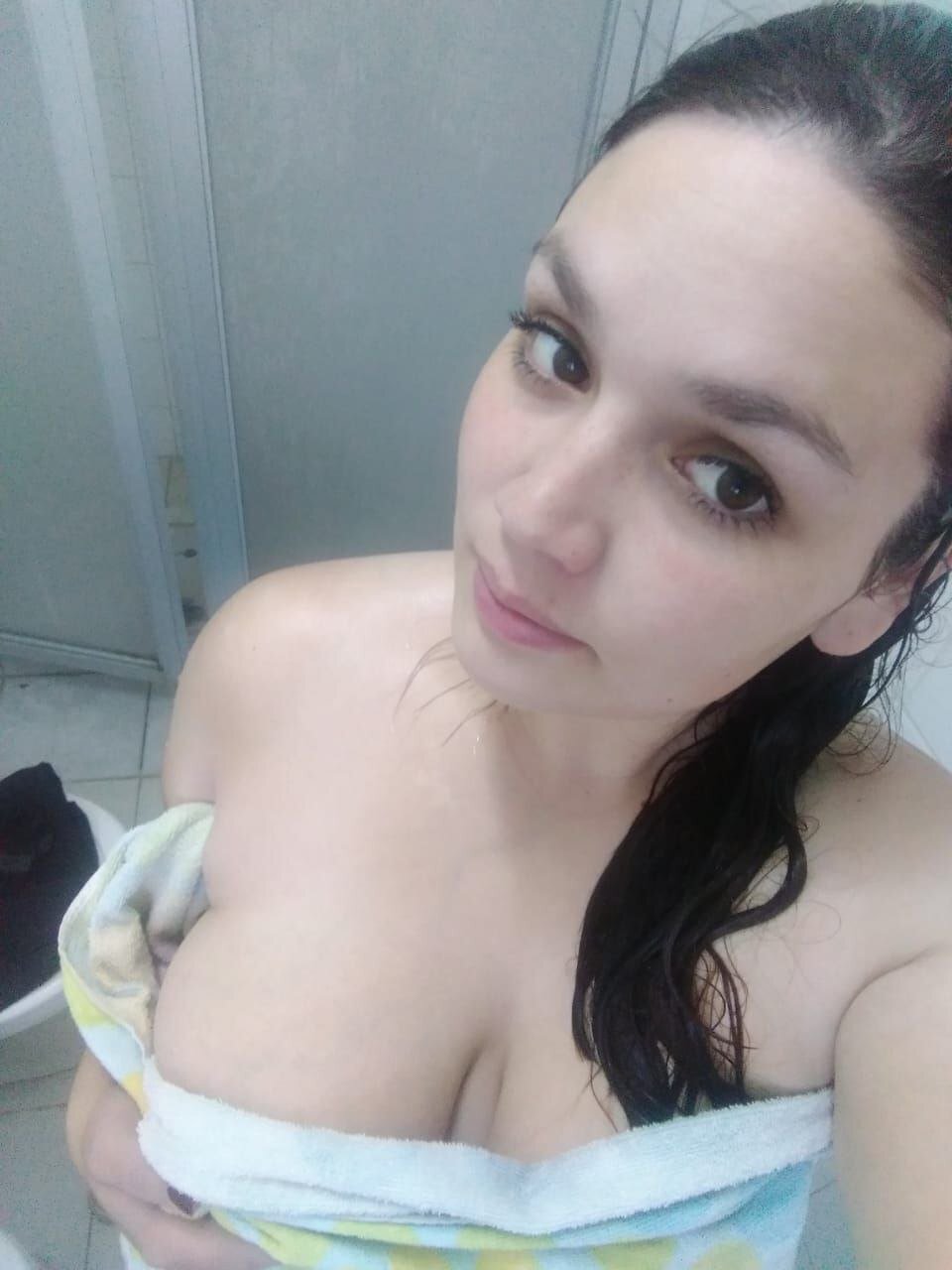 Tetona amateur #vy5PW1vO