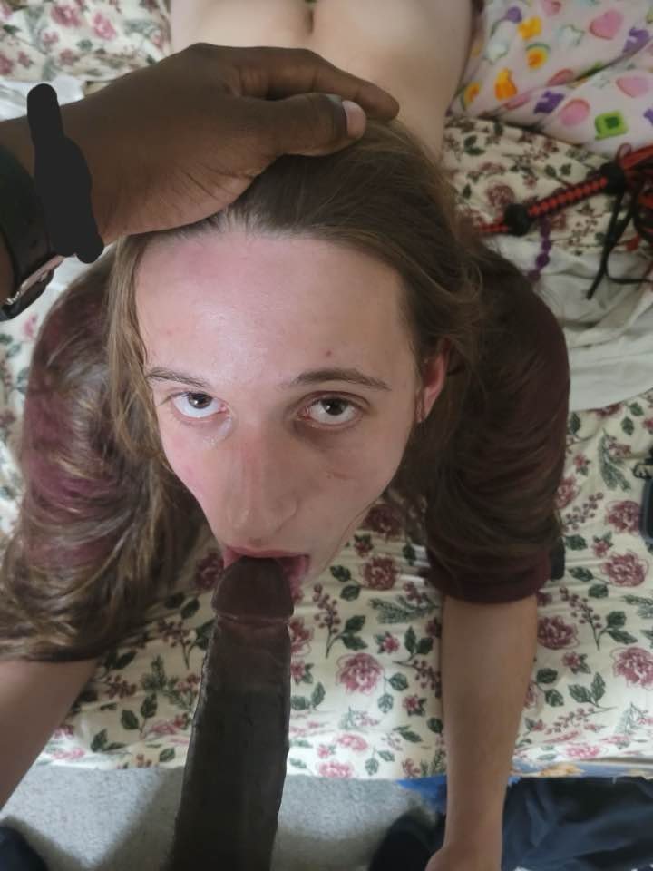 Riley is being a dumb slut again #nBgR909T